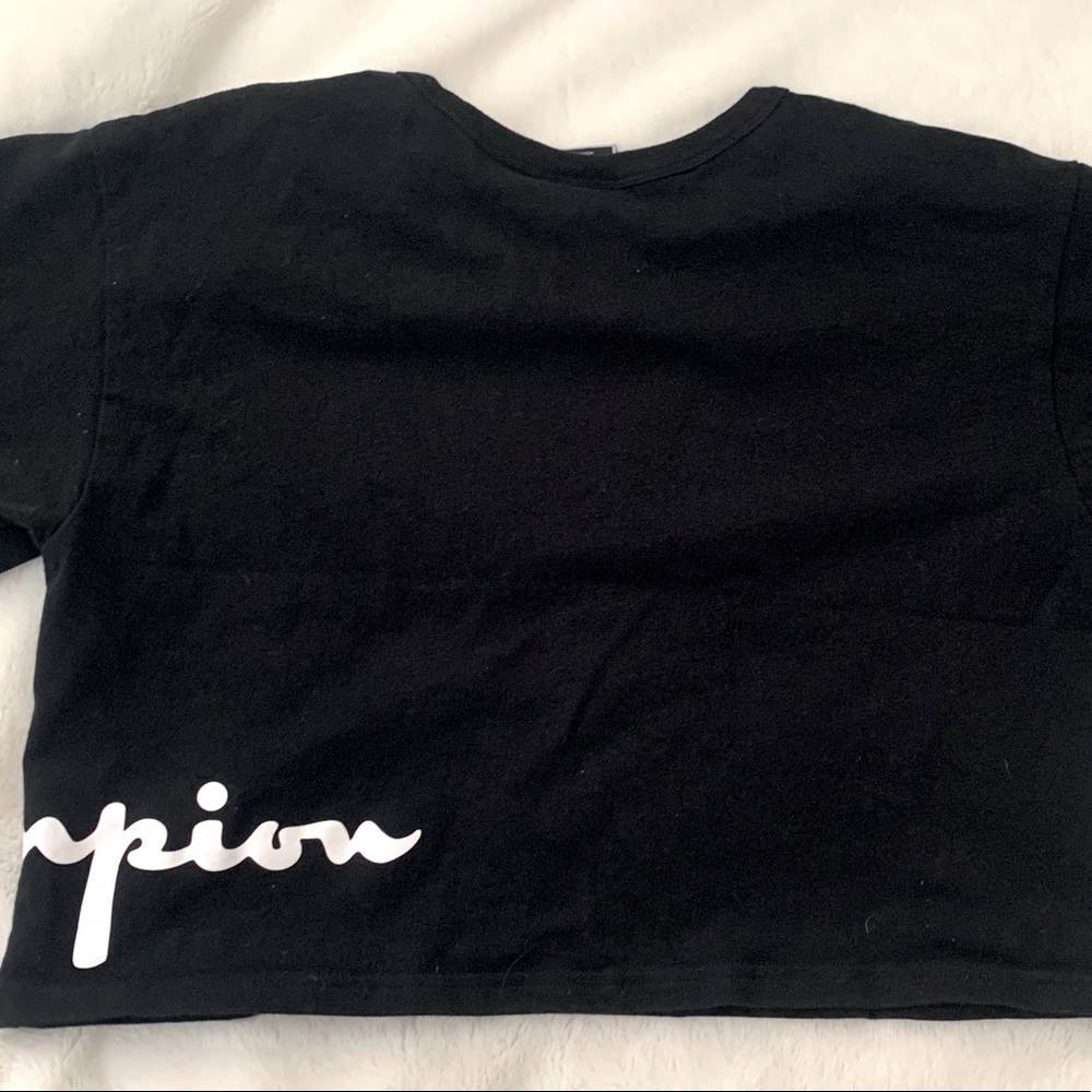 Cropped tee - Picture 2 of 2